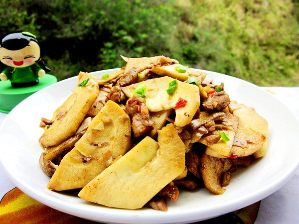 乾竹笋炒肉 乾竹笋炒肉
