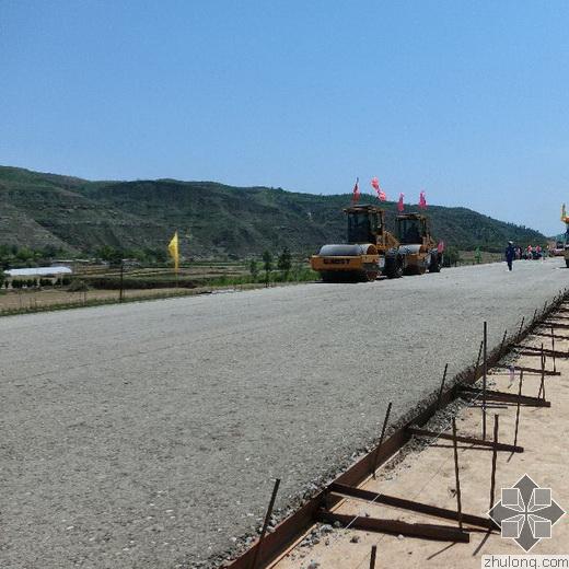 沥青贯入式路面