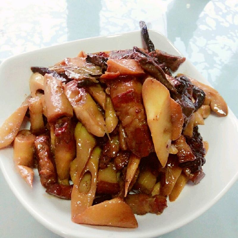 乾竹笋烧五花肉
