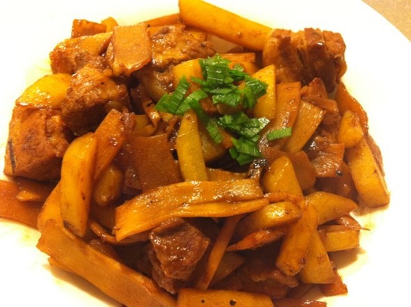 冬笋炖肉