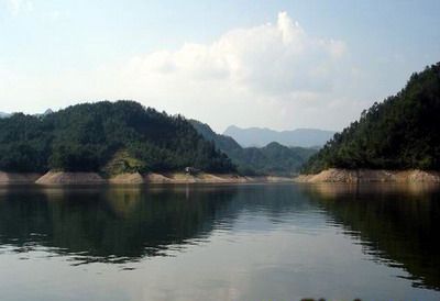 天堂湖面 天堂湖面