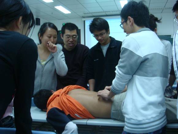 推拿课上的学习 推拿课上的学习